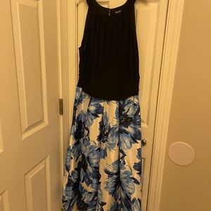 SLNY fit and flare blue floral dress.  Size 16